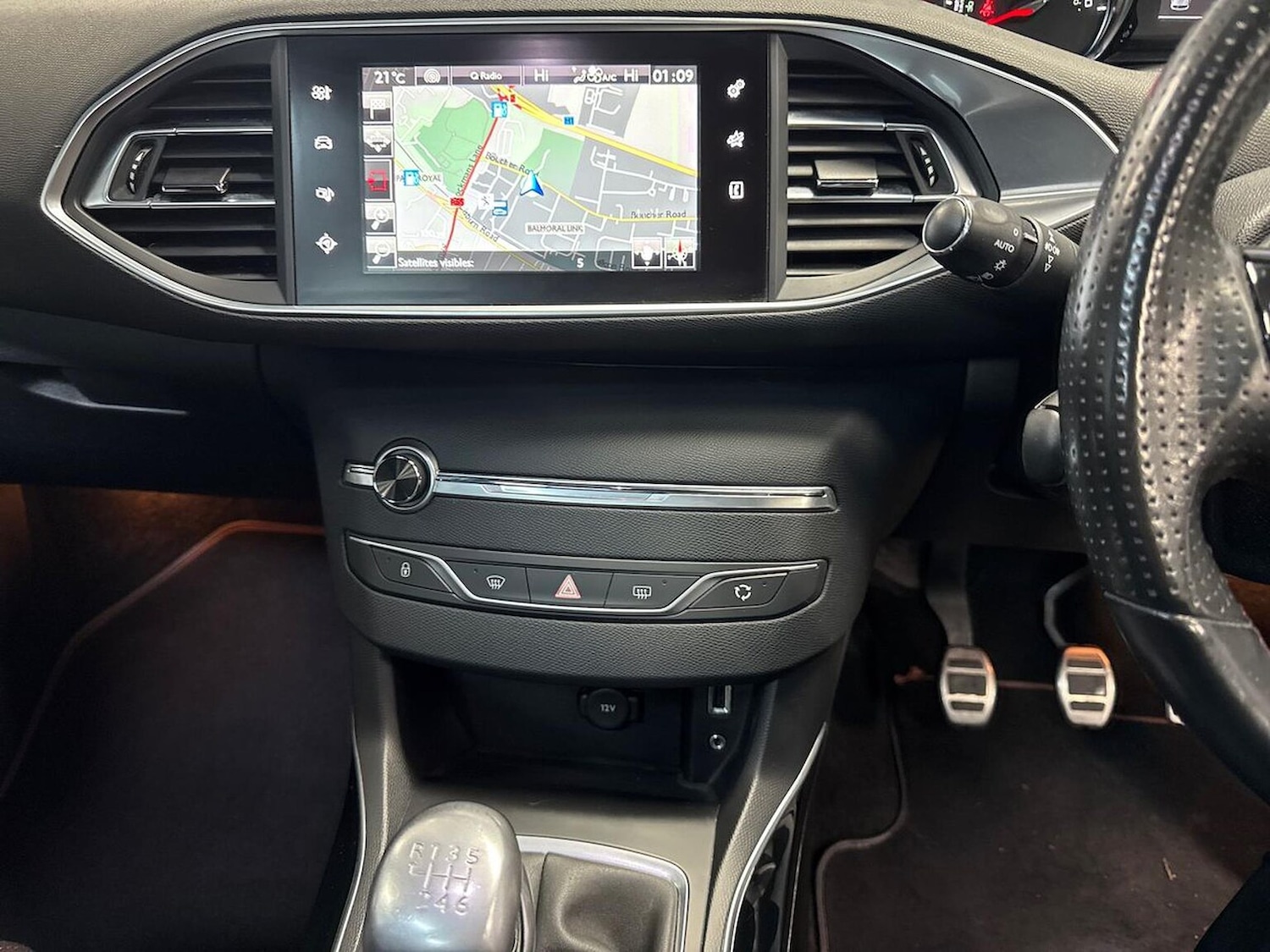 Used Peugeot 308 2017 for sale - 76149635: Photo 13