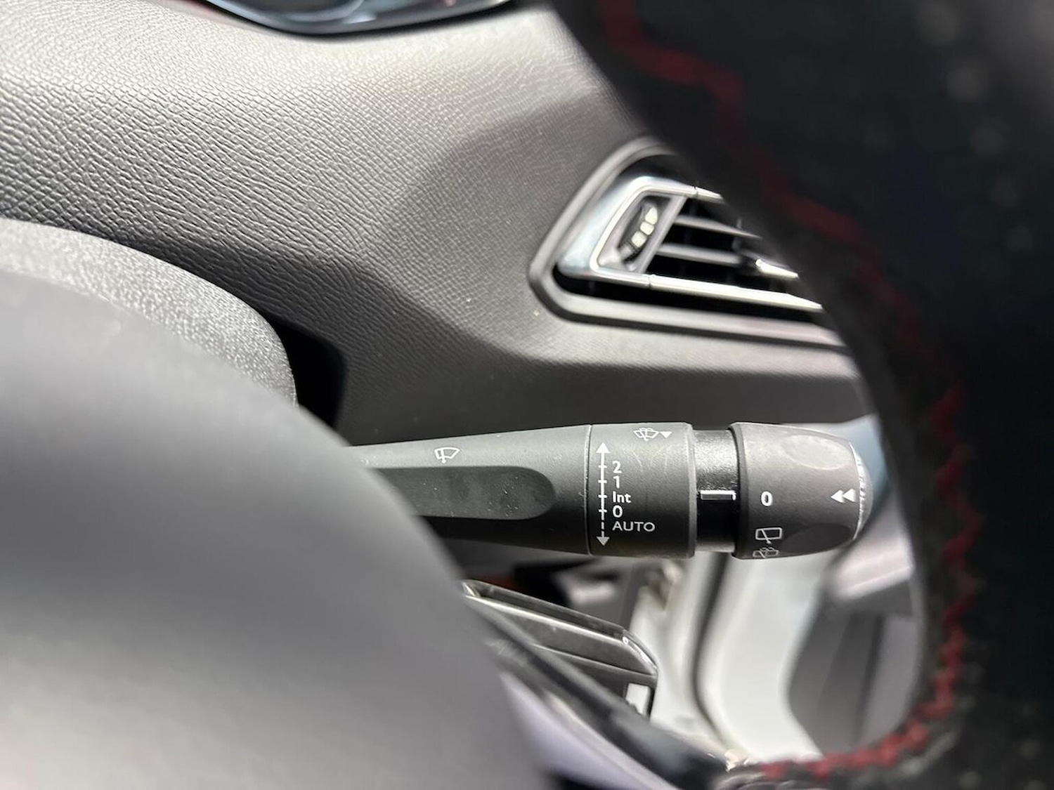 Used Peugeot 308 2017 for sale - 76149635: Photo 27