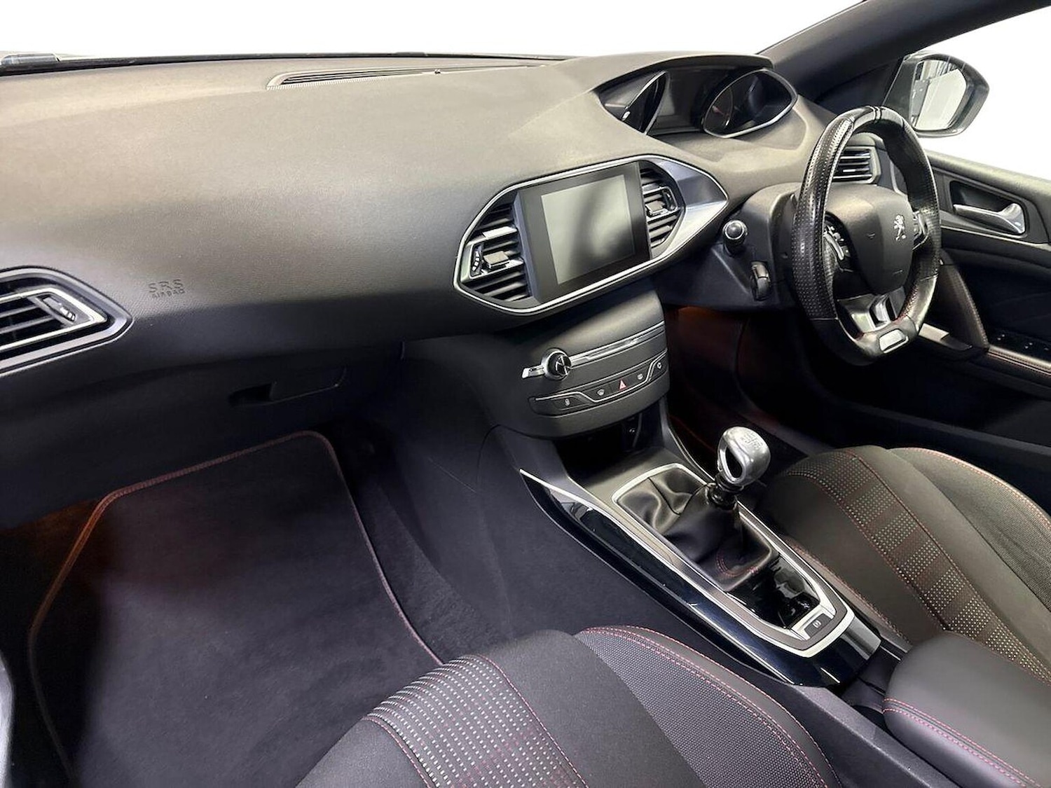 Used Peugeot 308 2017 for sale - 76149635: Photo 7