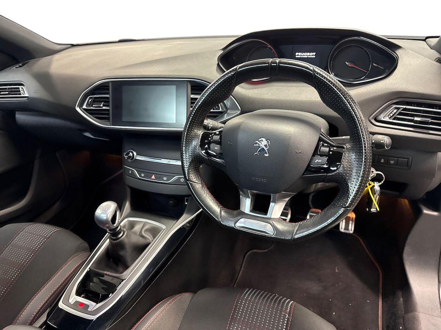 Used Peugeot 308 2017 for sale - 76149635: Photo 9