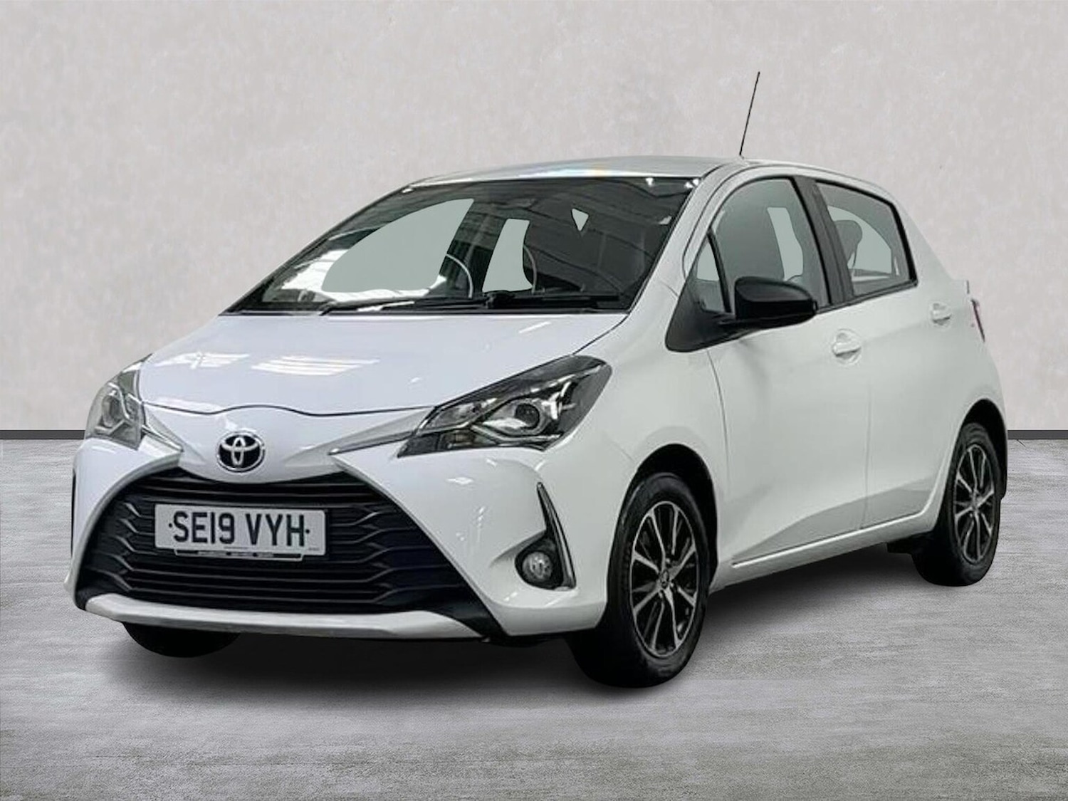 Used Toyota Yaris 2019 for sale - 77676392: Photo 20