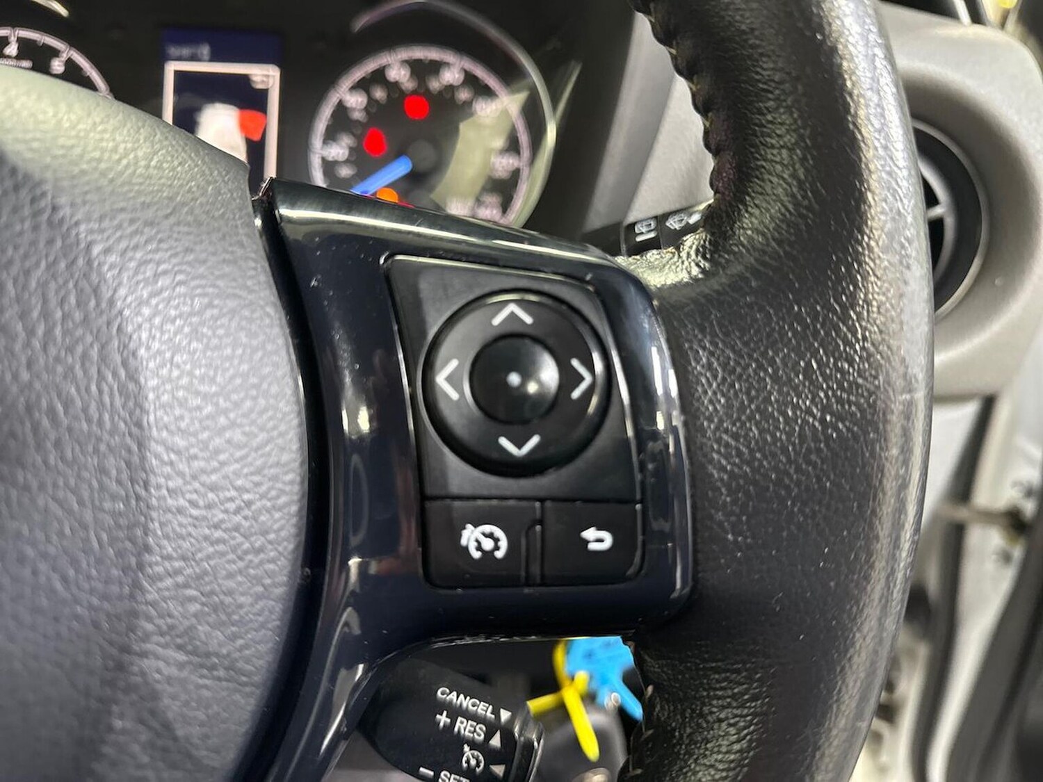 Used Toyota Yaris 2019 for sale - 77676392: Photo 25