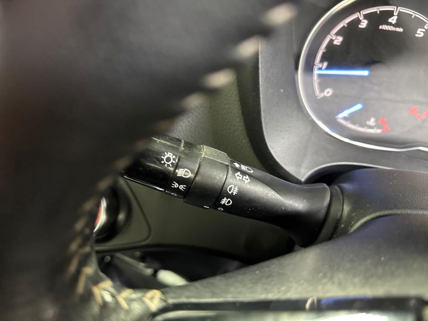 Used Toyota Yaris 2019 for sale - 77676392: Photo 26