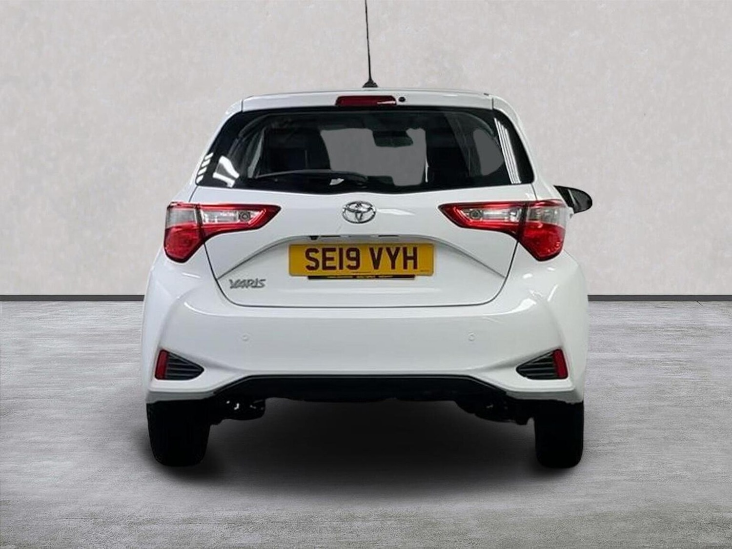 Used Toyota Yaris 2019 for sale - 77676392: Photo 4