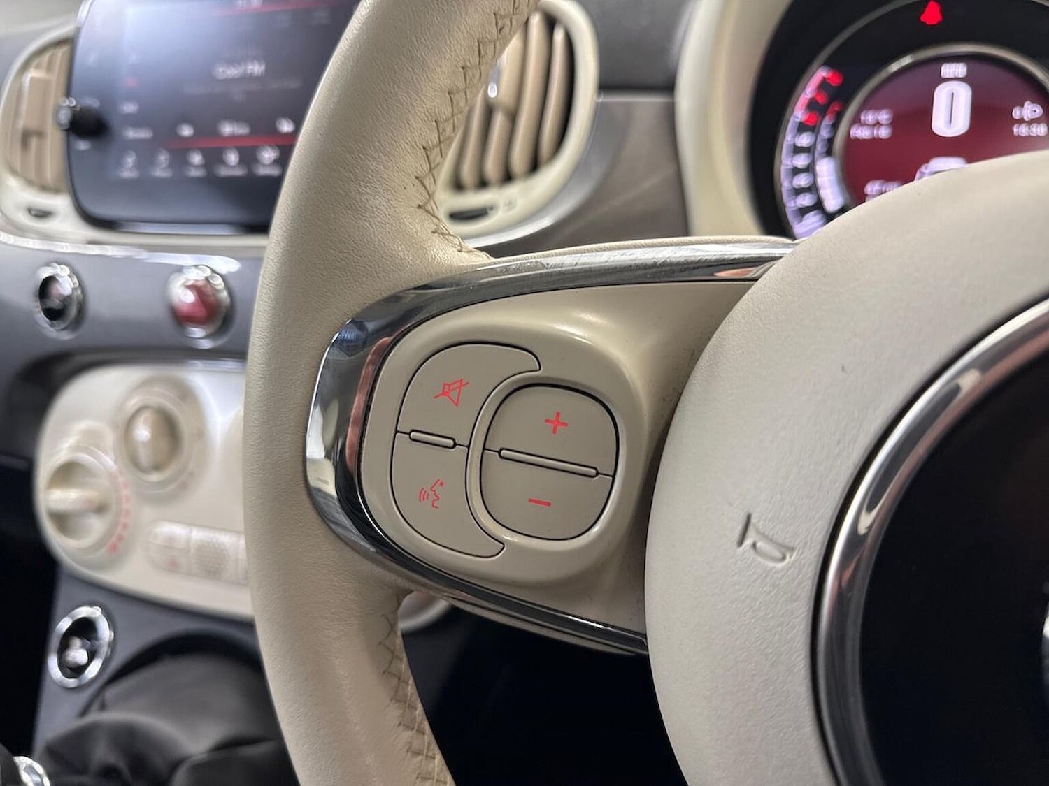 Used Fiat 500 2019 for sale - 77759363: Photo 24