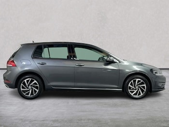 Used Volkswagen Golf 2019 for sale - 79446729: Photo