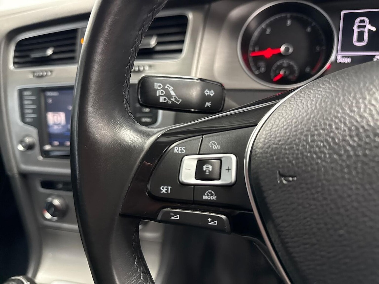 Used Volkswagen Golf 2016 for sale - 76288567: Photo 24