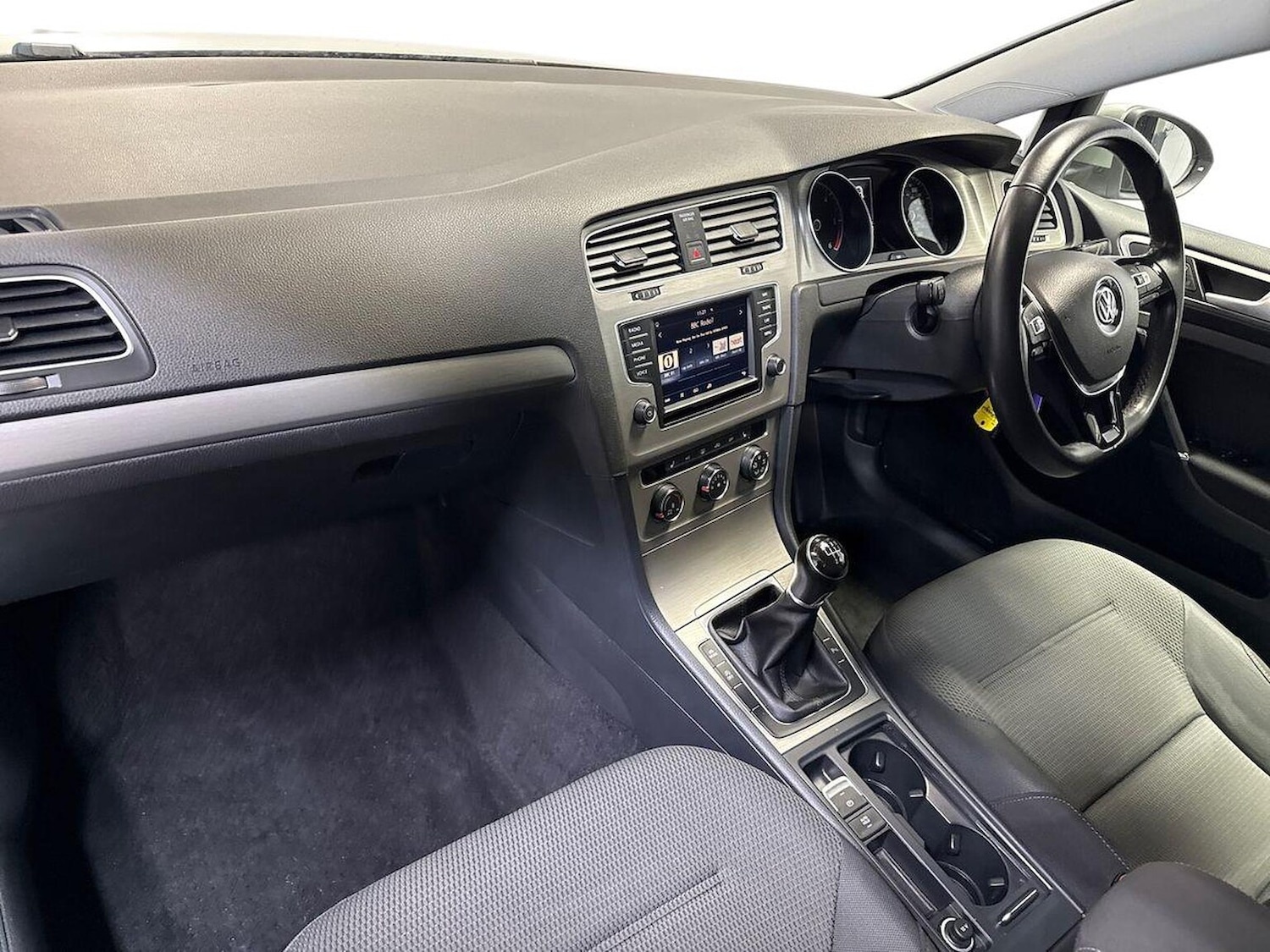 Used Volkswagen Golf 2016 for sale - 76288567: Photo 7