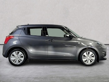 Used Suzuki Swift 2018 for sale - 75536712: Photo