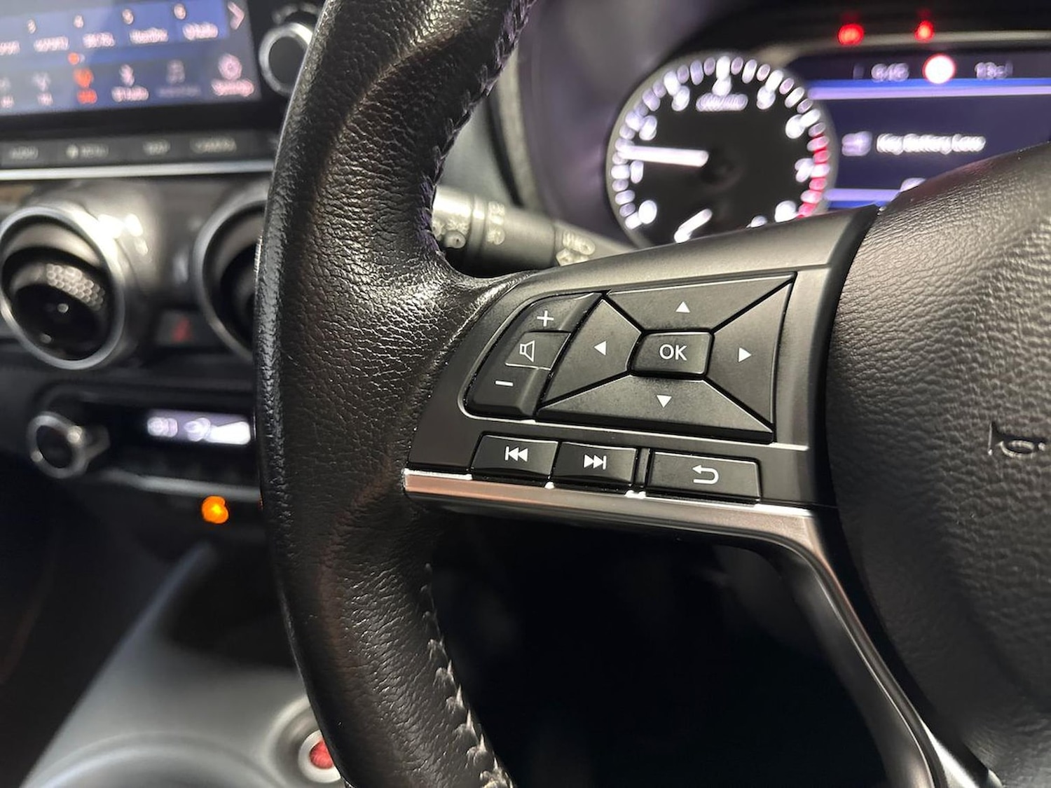 Used Nissan Juke 2020 for sale - 77516471: Photo 23