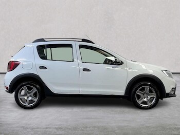 Used Dacia Sandero Stepway 2018 for sale - 75536714: Photo