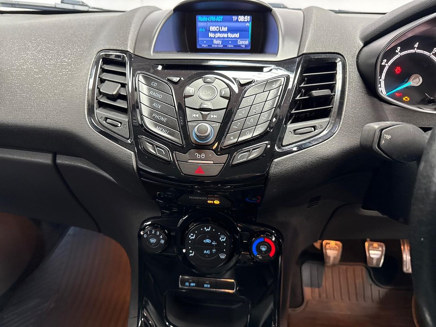 Used Ford Fiesta 2015 for sale - 76187124: Photo 11