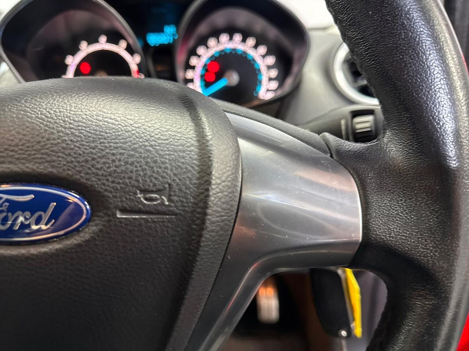 Used Ford Fiesta 2015 for sale - 76187124: Photo 25