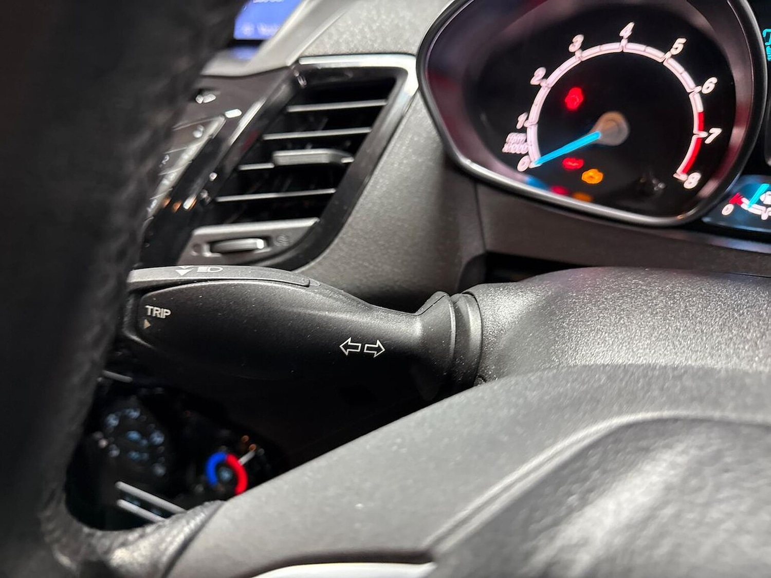 Used Ford Fiesta 2015 for sale - 76187124: Photo 26