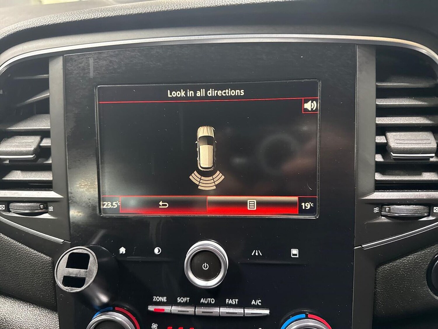 Used Renault Megane 2017 for sale - 78192504: Photo 25