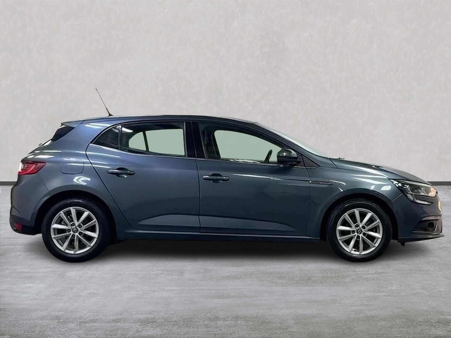 Used Renault Megane 2017 for sale - 78192504: Photo 5