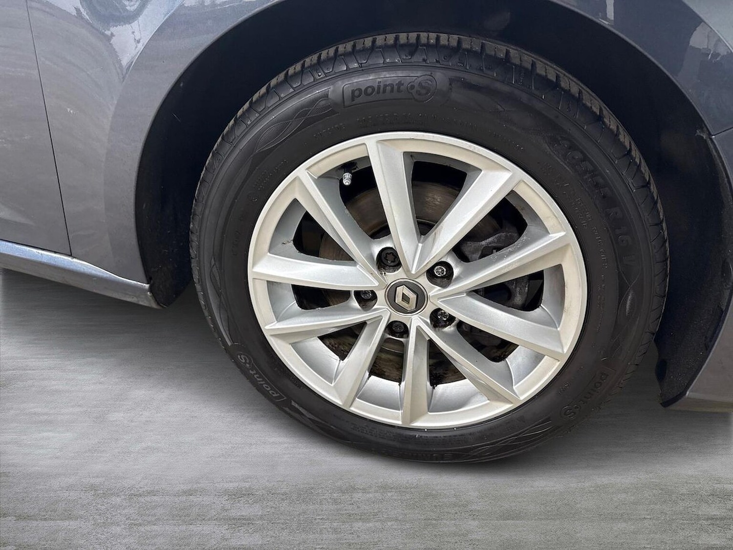 Used Renault Megane 2017 for sale - 78192504: Photo 8