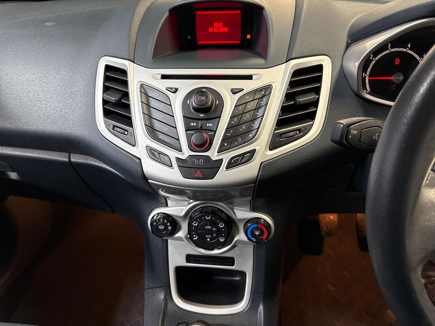 Used Ford Fiesta 2012 for sale - 77089926: Photo 13