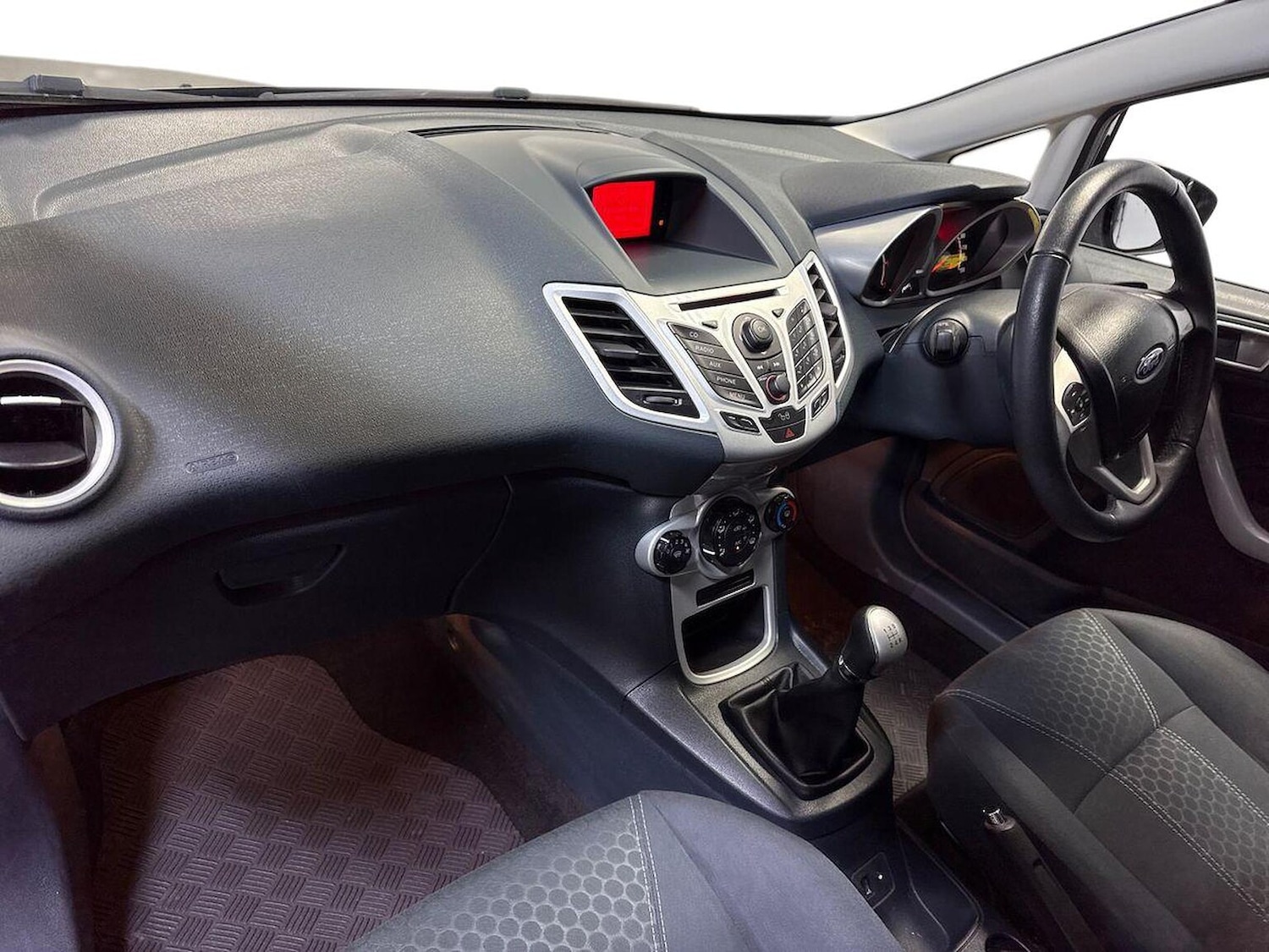 Used Ford Fiesta 2012 for sale - 77089926: Photo 7