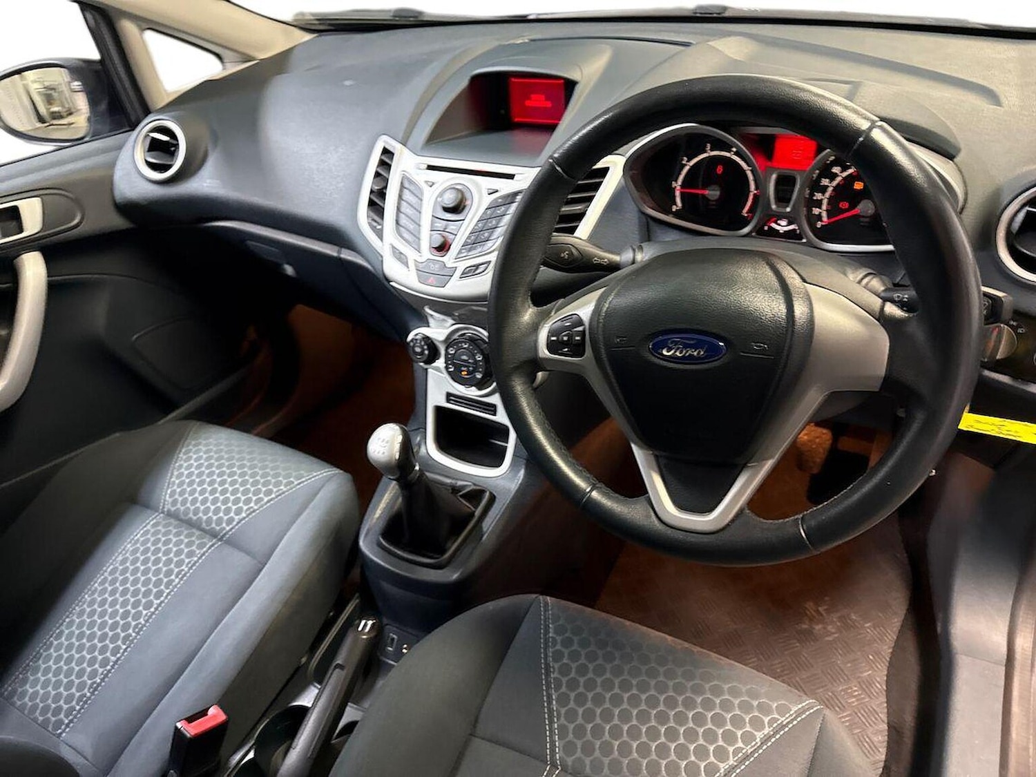 Used Ford Fiesta 2012 for sale - 77089926: Photo 9