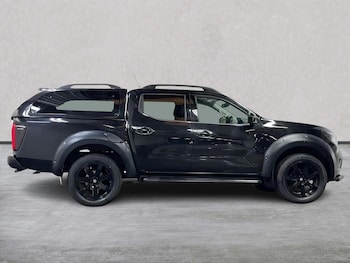 Used Nissan Navara 2020 for sale - 78366825: Photo