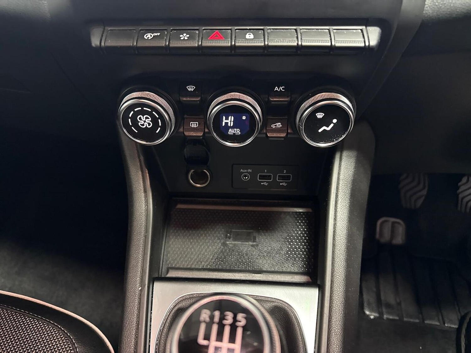 Used Renault Captur 2022 for sale - 77555300: Photo 12