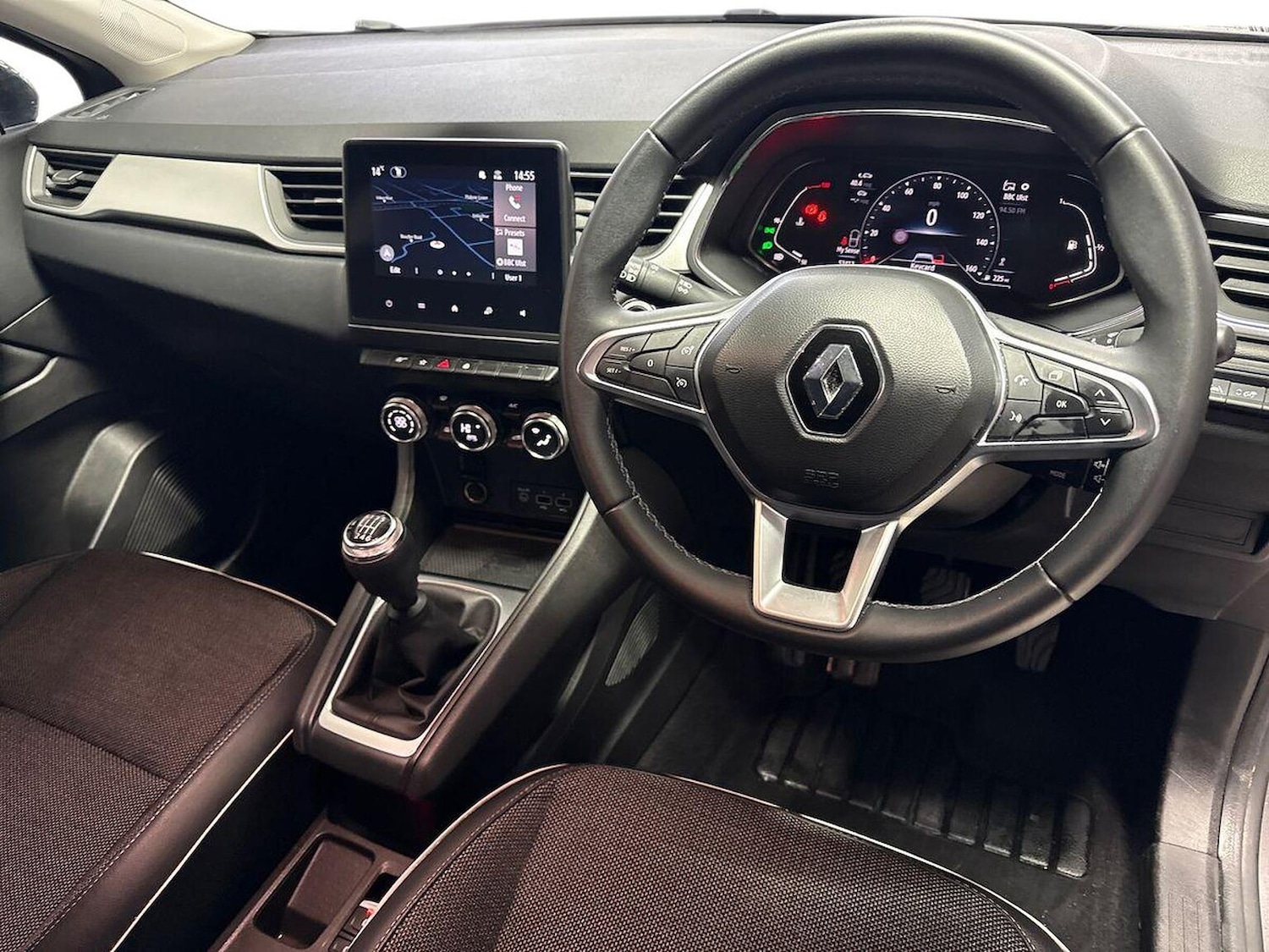 Used Renault Captur 2022 for sale - 77555300: Photo 15