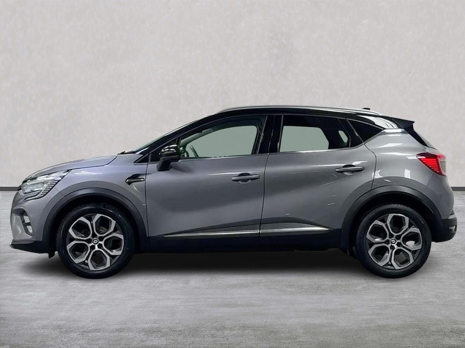 Used Renault Captur 2022 for sale - 77555300: Photo 19