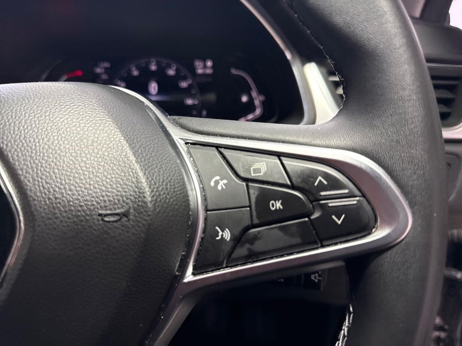 Used Renault Captur 2022 for sale - 77555300: Photo 25