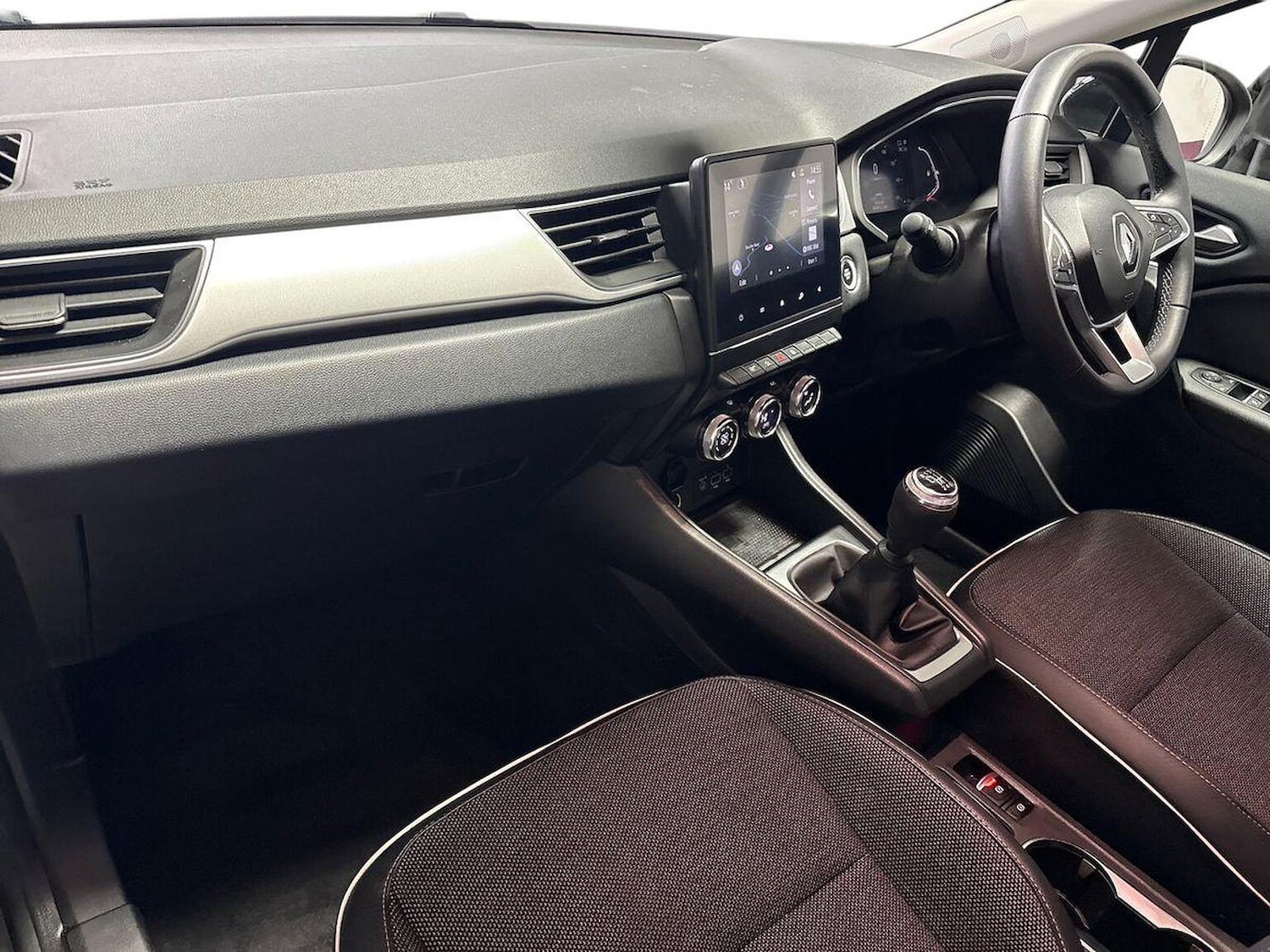 Used Renault Captur 2022 for sale - 77555300: Photo 7