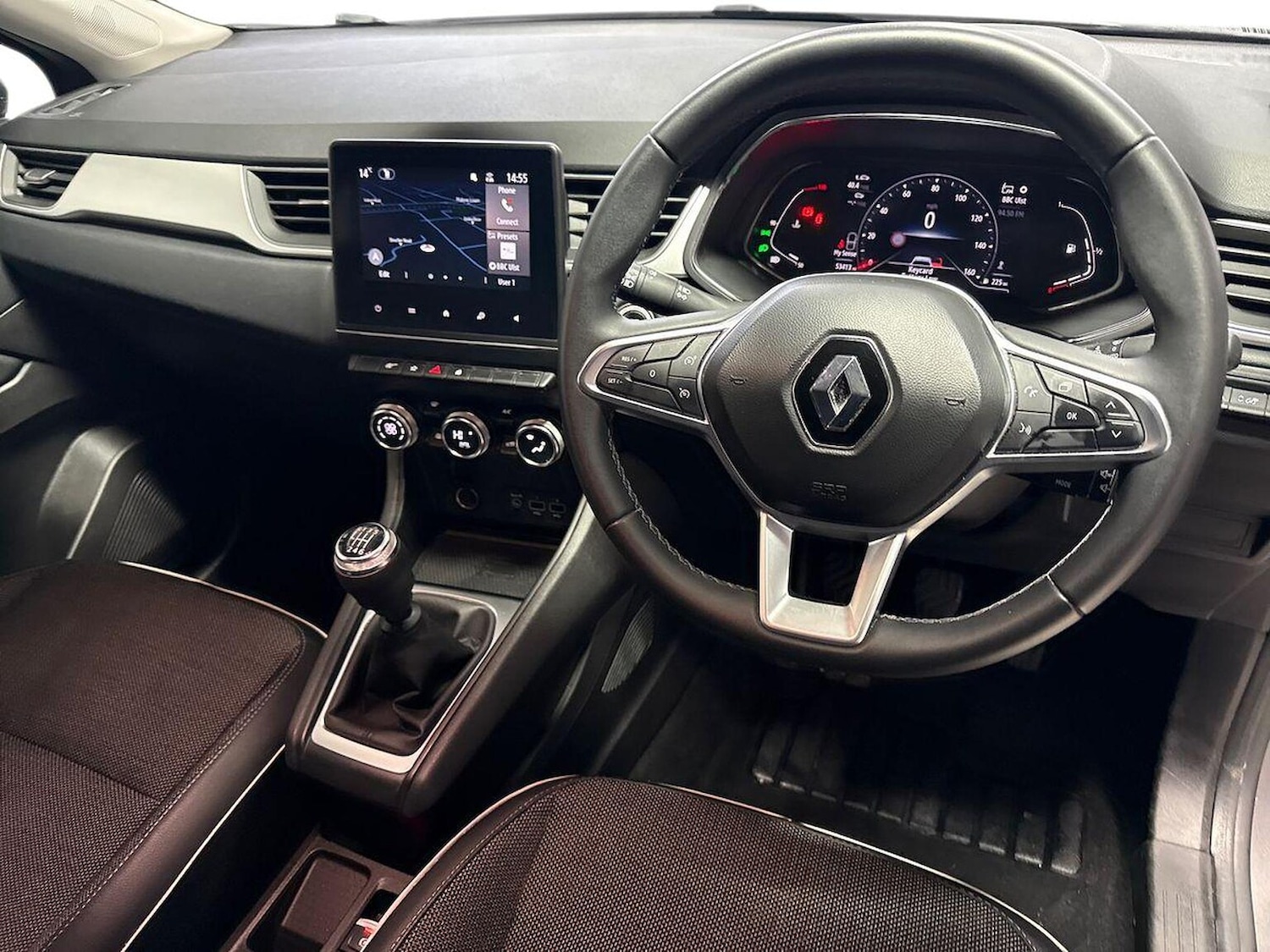 Used Renault Captur 2022 for sale - 77555300: Photo 9