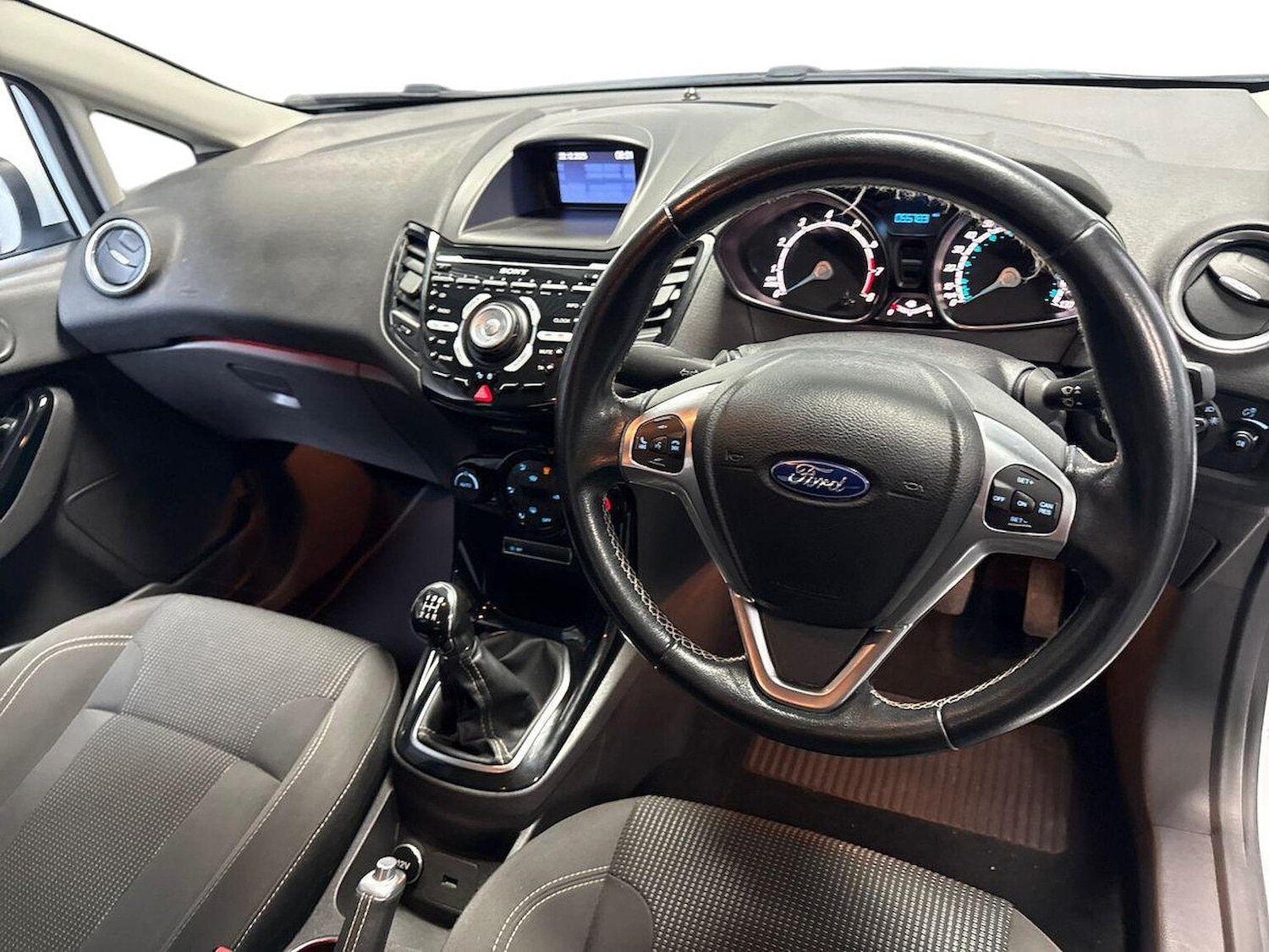 Used Ford Fiesta 2017 for sale - 77034599: Photo 15