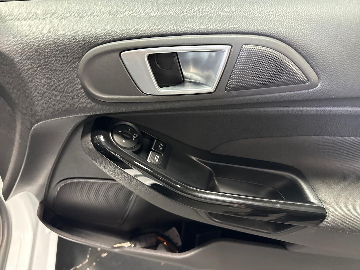 Used Ford Fiesta 2017 for sale - 77034599: Photo 21