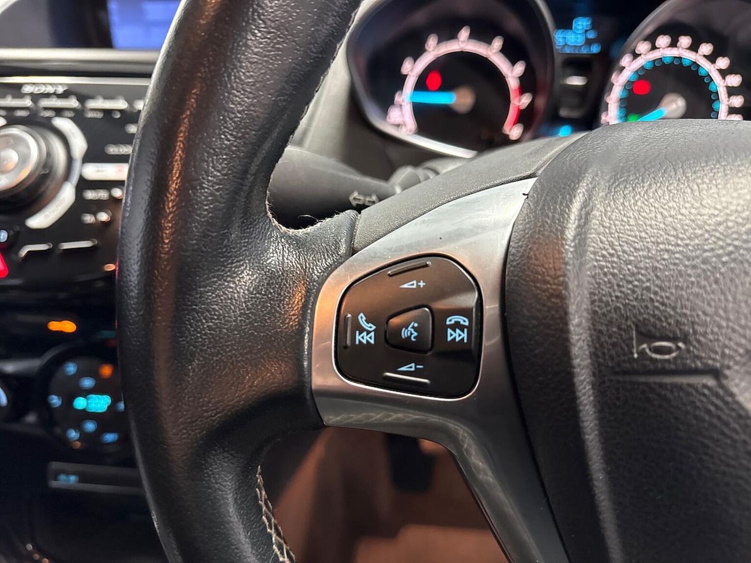 Used Ford Fiesta 2017 for sale - 77034599: Photo 24