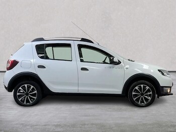 Used Dacia Sandero Stepway 2014 for sale - 78646726: Photo