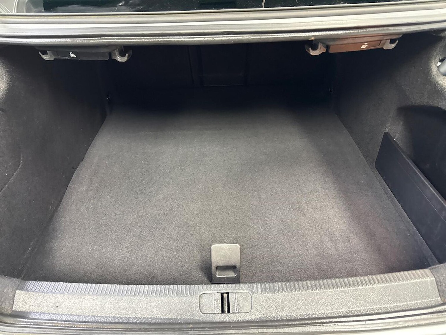 Used Volkswagen CC 2013 for sale - 78176480: Photo 17