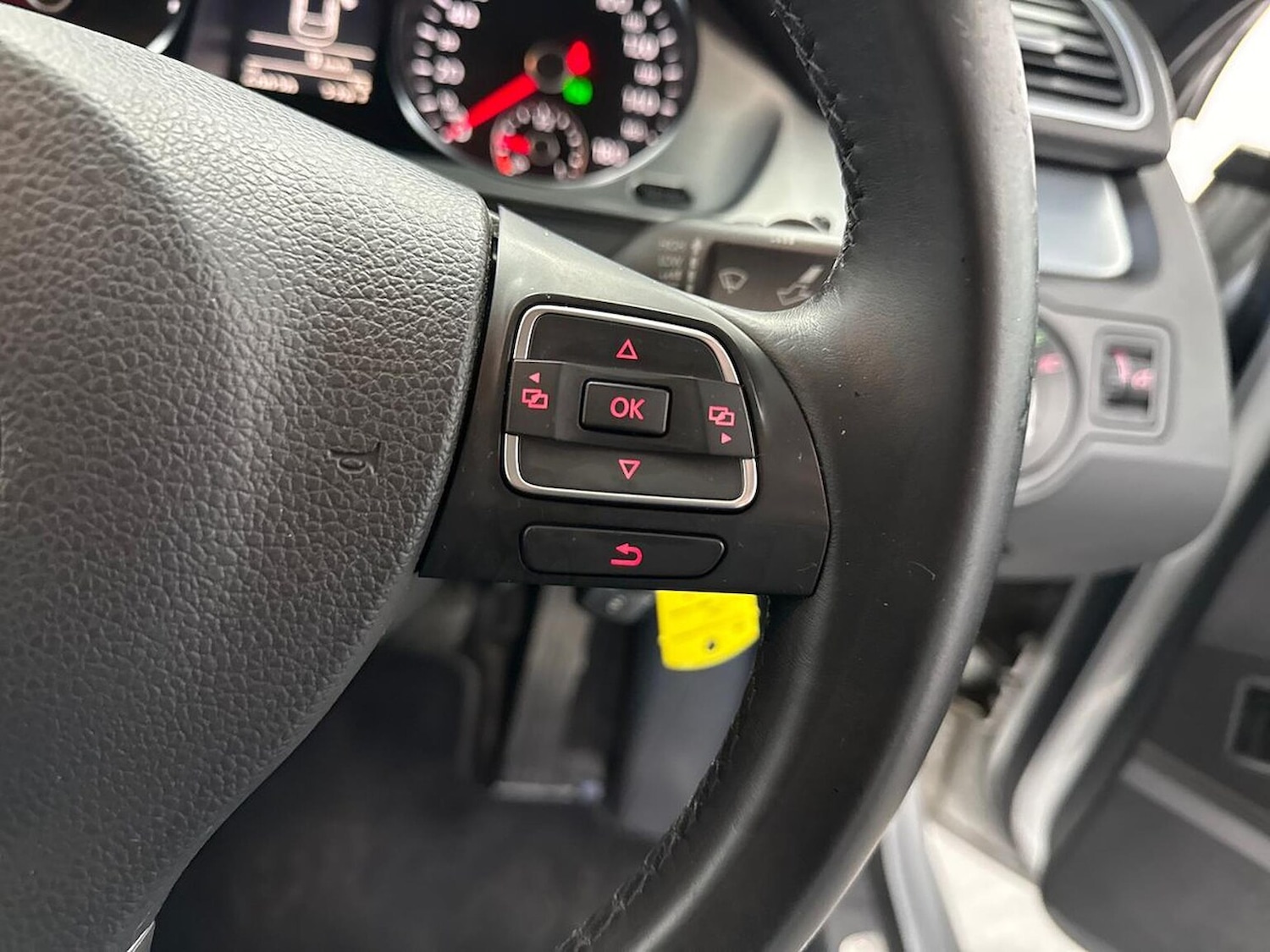 Used Volkswagen CC 2013 for sale - 78176480: Photo 24