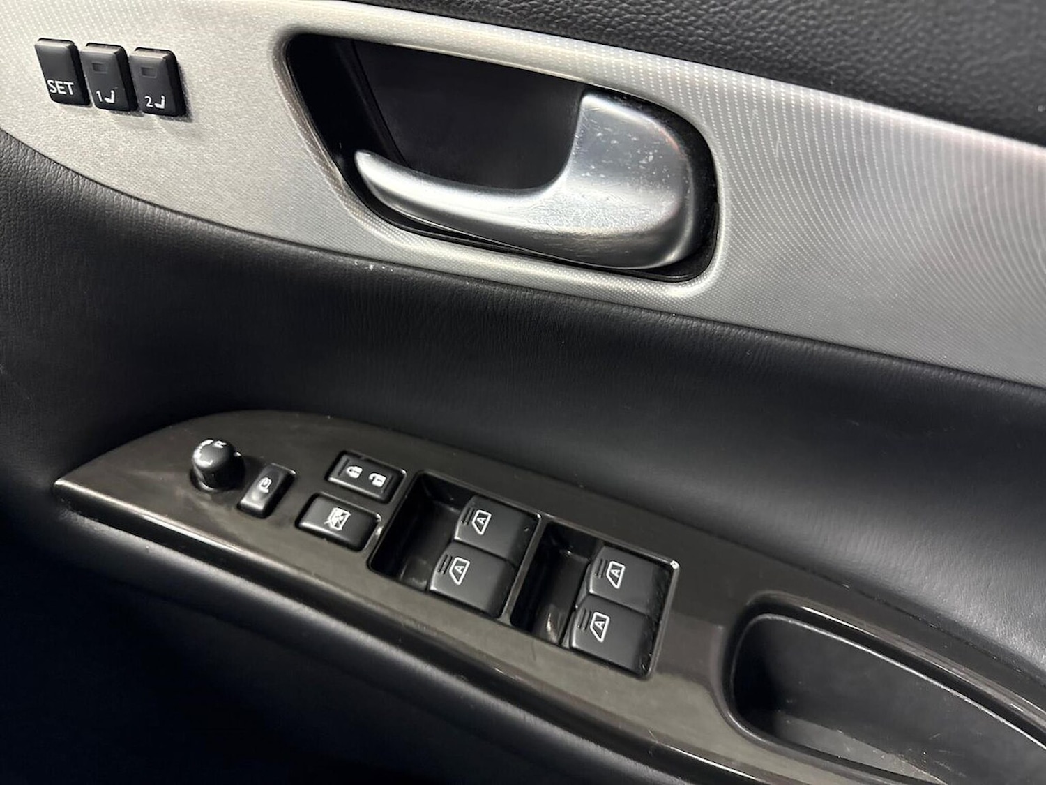 Used Infiniti QX50 2015 for sale - 77980033: Photo 21