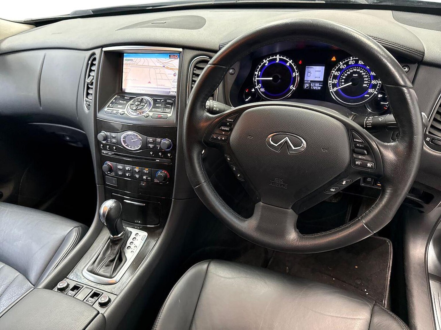 Used Infiniti QX50 2015 for sale - 77980033: Photo 9
