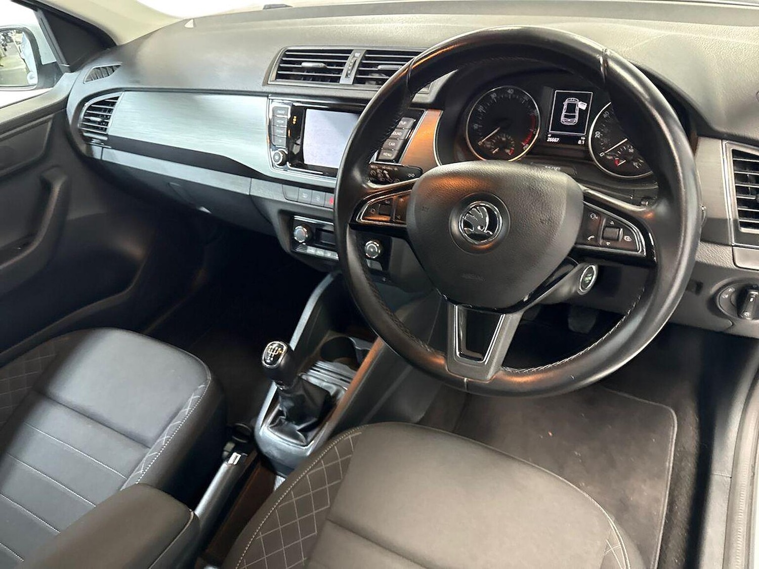 Used Skoda Fabia 2015 for sale - 76426736: Photo 8