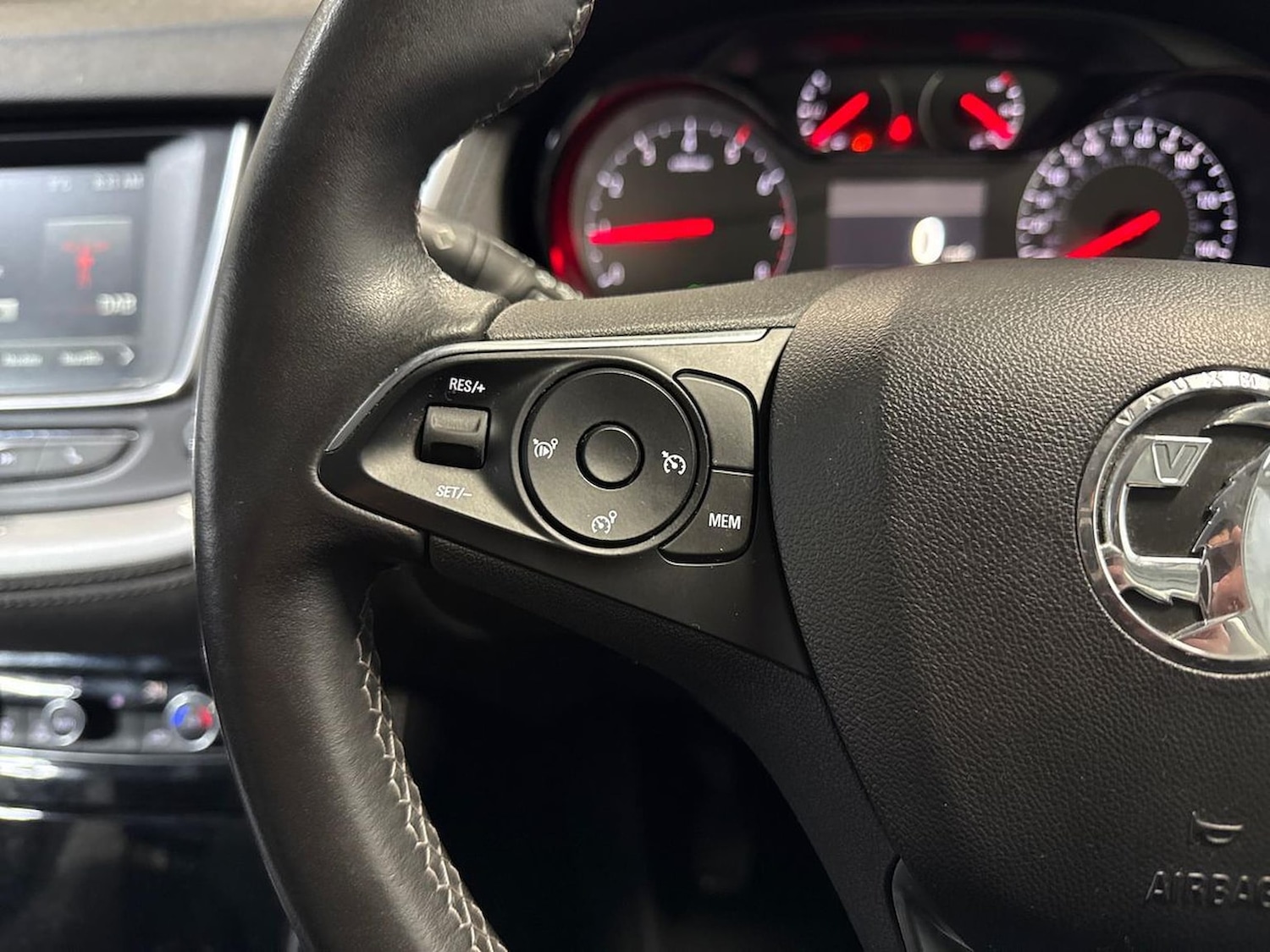 Used Vauxhall Grandland X 2019 for sale - 76720338: Photo 24