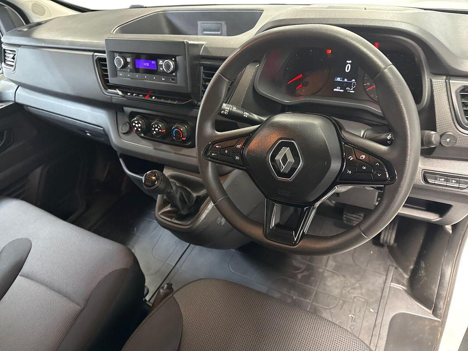 Used Renault Trafic 2022 for sale - 76288565: Photo 15