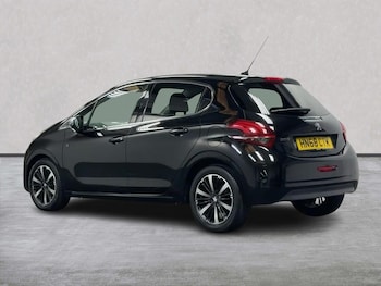 Used Peugeot 208 2018 for sale - 78788493: Photo