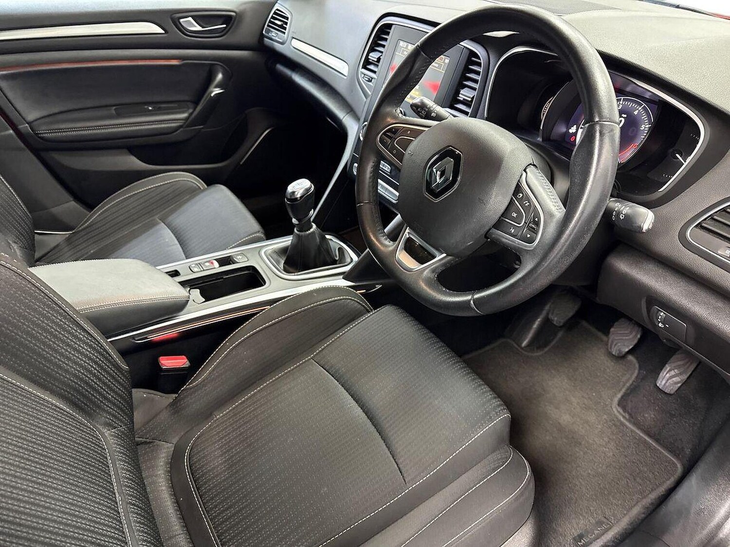 Used Renault Megane 2018 for sale - 78192446: Photo 15