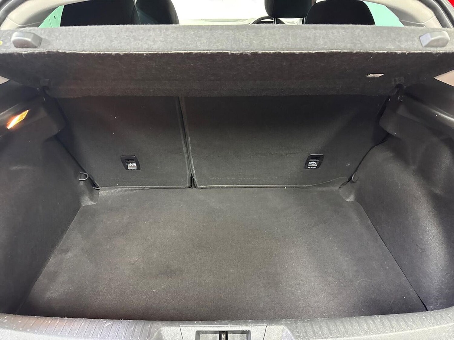 Used Renault Megane 2018 for sale - 78192446: Photo 17