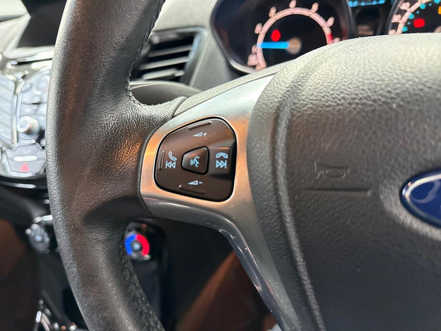 Used Ford Fiesta 2016 for sale - 78192335: Photo 26