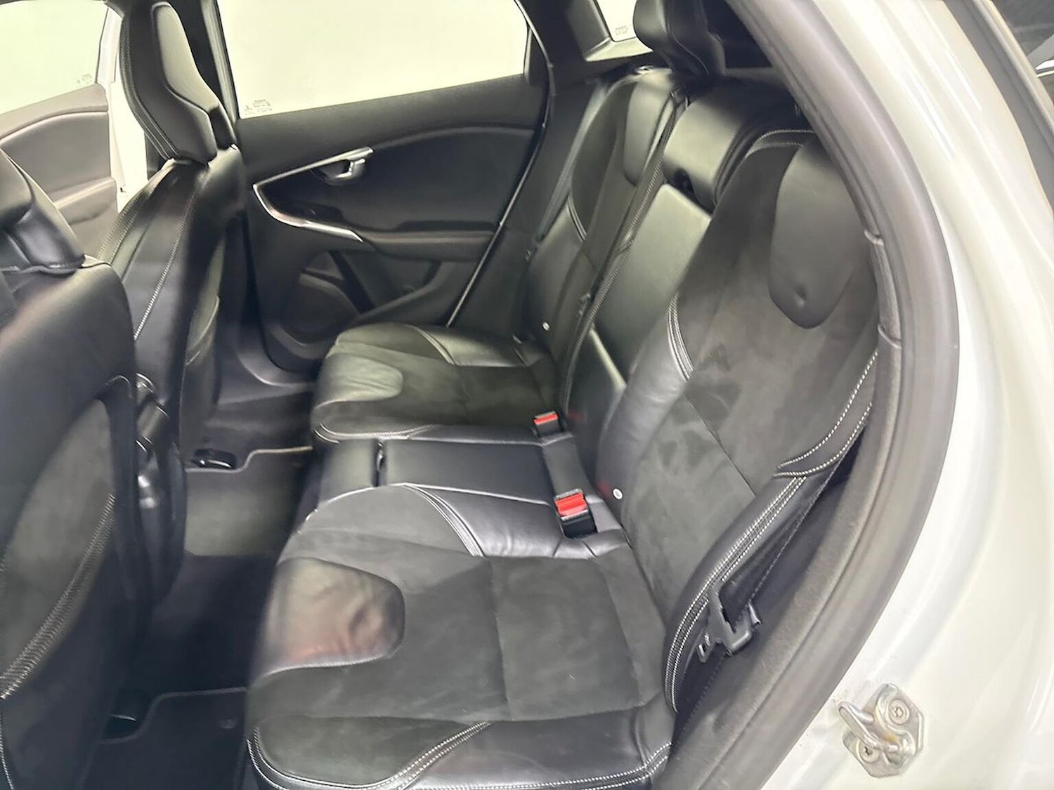 Used Volvo V40 2017 for sale - 78144508: Photo 16