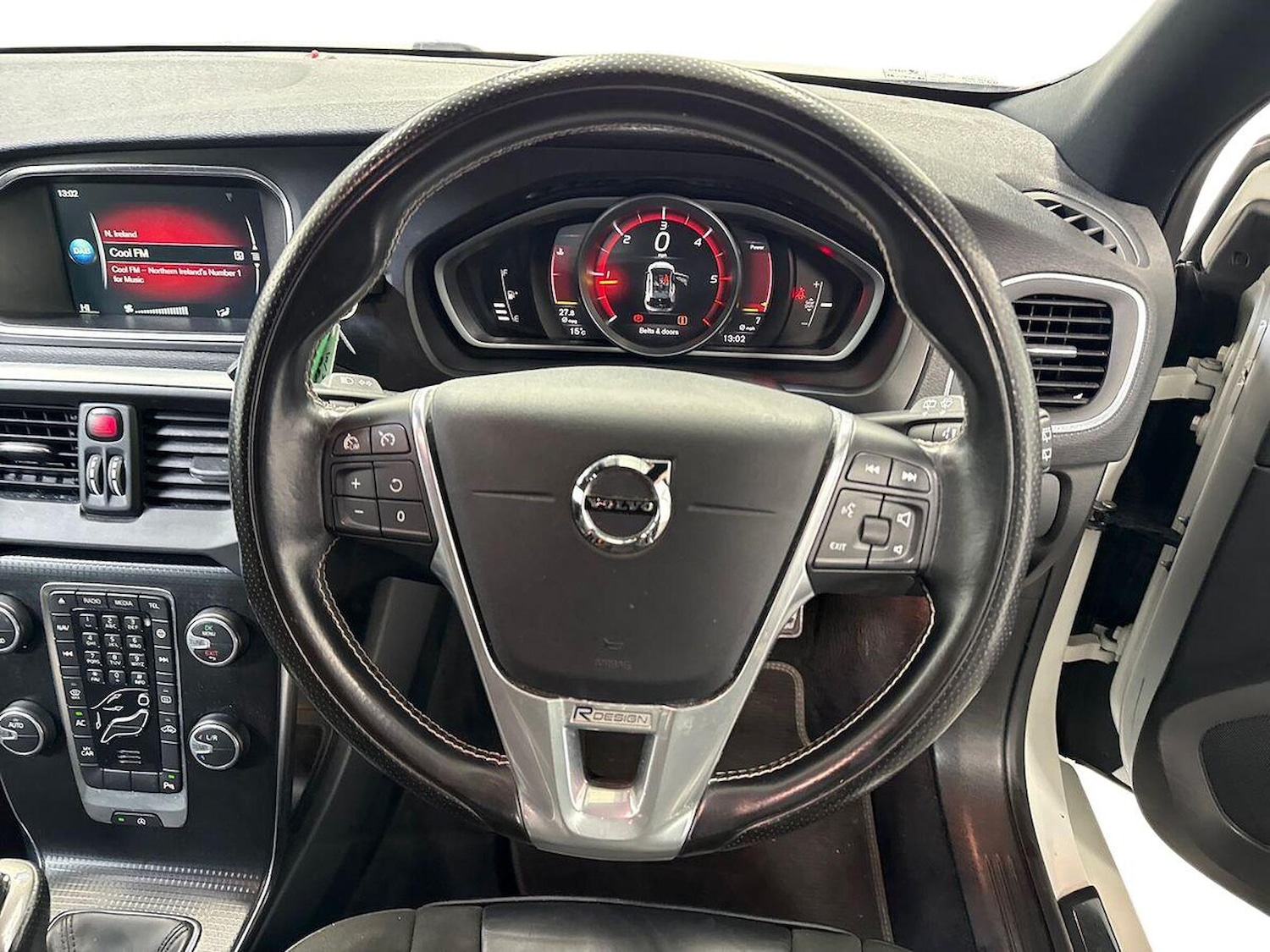 Used Volvo V40 2017 for sale - 78144508: Photo 9