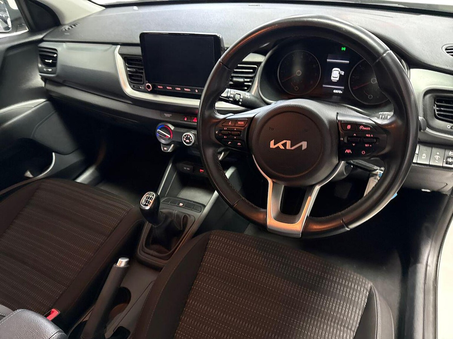 Used Kia Stonic 2022 for sale - 77980064: Photo 15