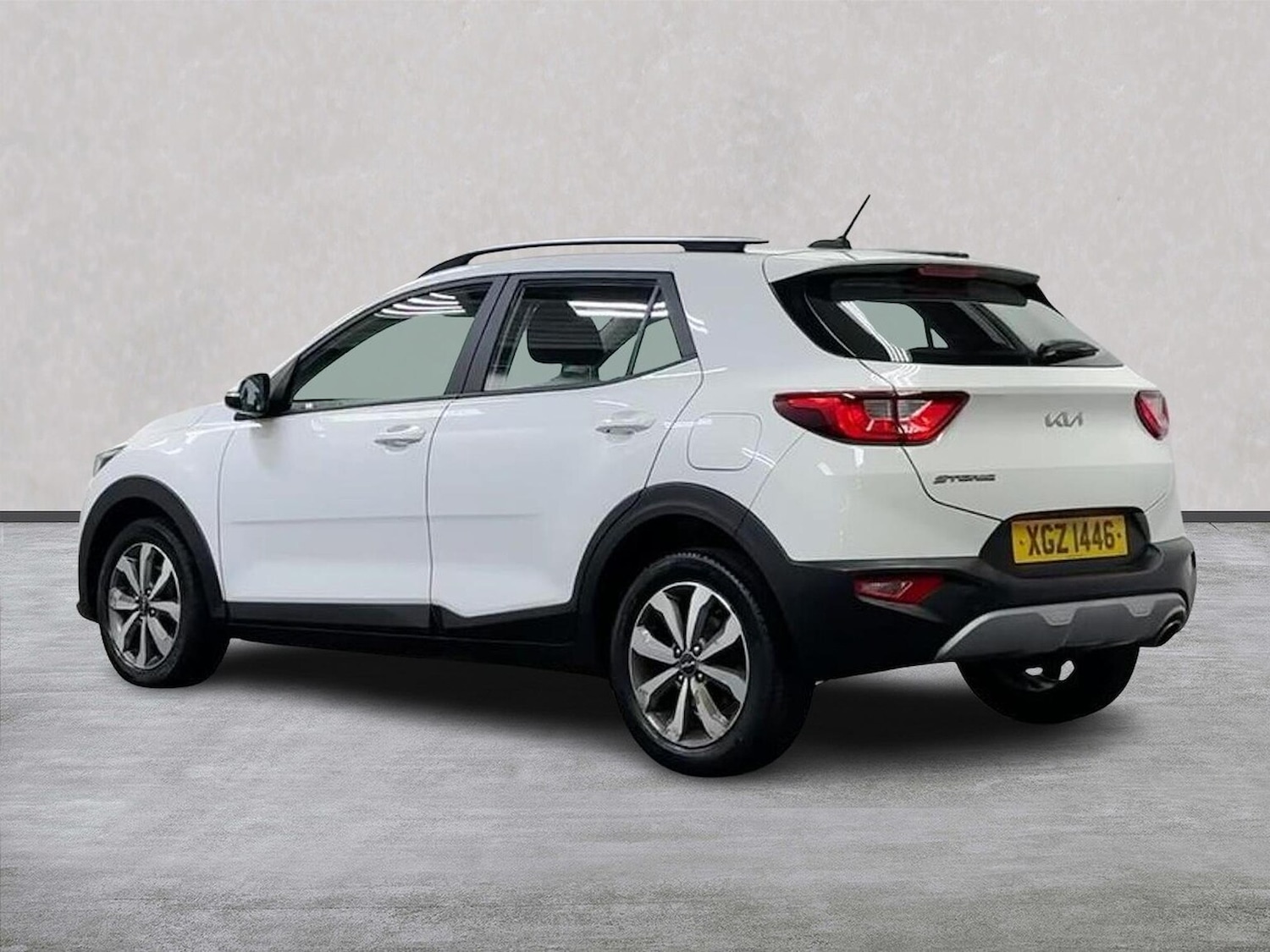 Used Kia Stonic 2022 for sale - 77980064: Photo 2